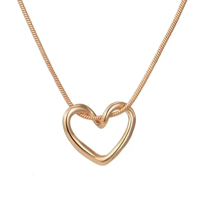 New Simple Hollow Love Heart Pendant Necklace for Women Fashion Creative Geometric Clavicle Chain Necklaces Party Jewelry Gift - Image 6