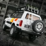 1:24 Toyota Land Cruiser LC80 alloy off-road vehicle model with sound and light doors and engine hood, trunk can be opened - Image 2