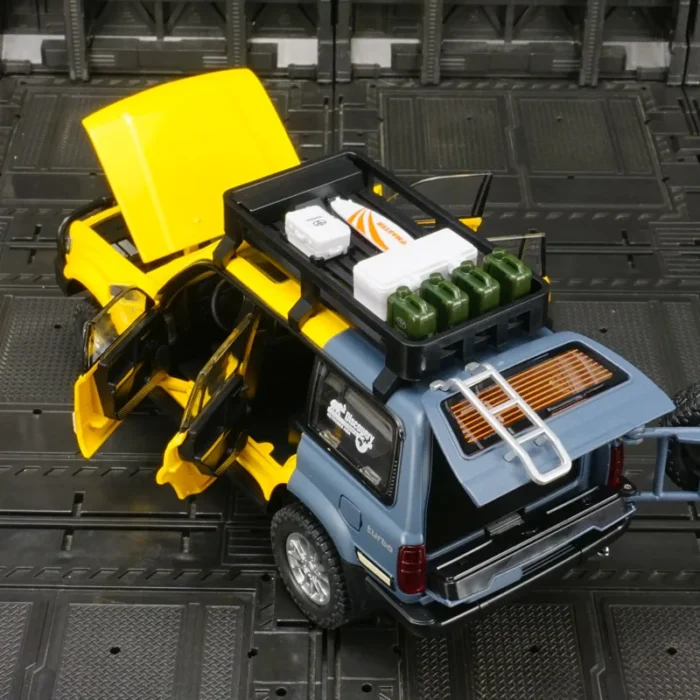 1:24 Toyota Land Cruiser LC80 alloy off-road vehicle model with sound and light doors and engine hood, trunk can be opened - Image 6