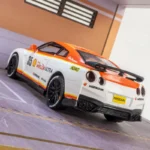 1:32 Nissan GT-R alloy car model collection doors can open children's toy car with simulated sound and lighting functions - Image 4