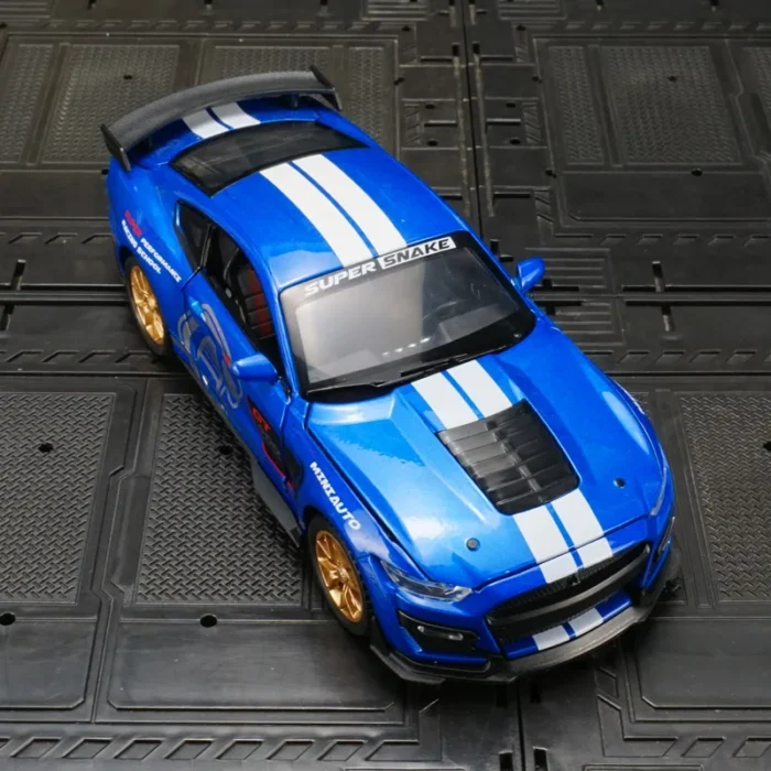 1:32 Ford Mustang GT500 alloy supercar car model acousto-optic toy doors can be opened has sound and lighting functions - Image 1