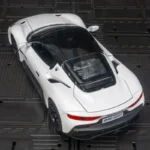 1:32 Maserati MC20 alloy supercar model car doors and the front hood and trunk door can also be opened rich details