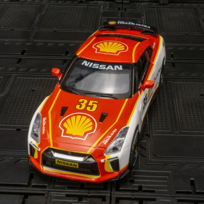 1:32 Nissan GT-R alloy car model collection doors can open children's toy car with simulated sound and lighting functions - Image 6
