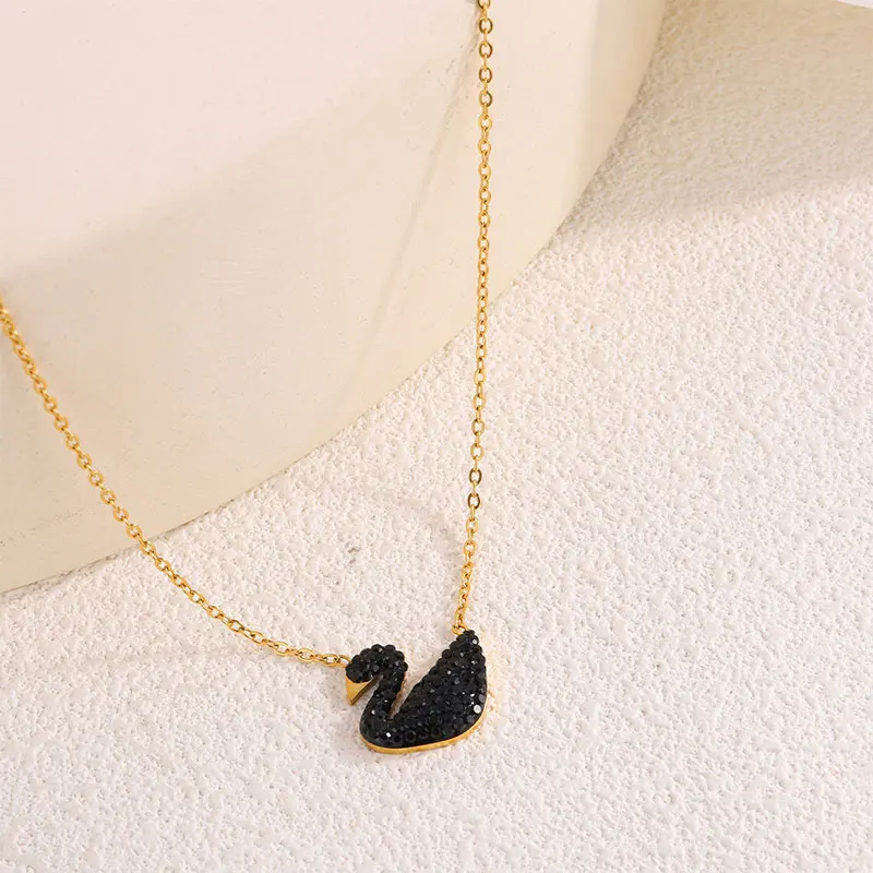 kf-S045d1308637645b3b3c6f2572d437501o 1pcs Fashion Black Swan Stainless Steel Hundred With Premium Sense Of Delicate Boudoir Ing Style Necklace - Image 1